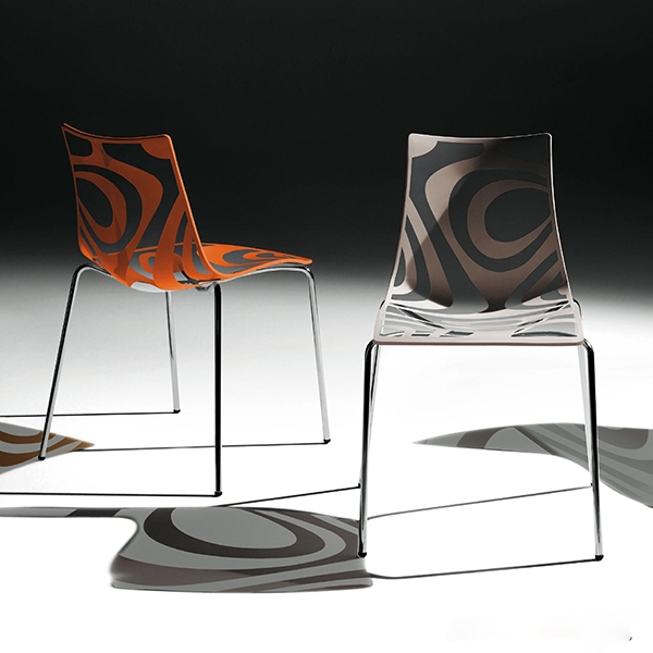 Wave, Scab. Ìîäåðåí èòàëèàíñêè ñòîë çà òðàïåçàðèÿ ñúñ ñåäàëêà îò òåõíîïîëèìåð.