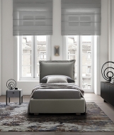  Catlin. Le Comfort, .            .  