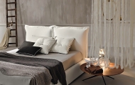  Catlin. Le Comfort, .            .  