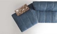  Zara. Nicoline, .           .   