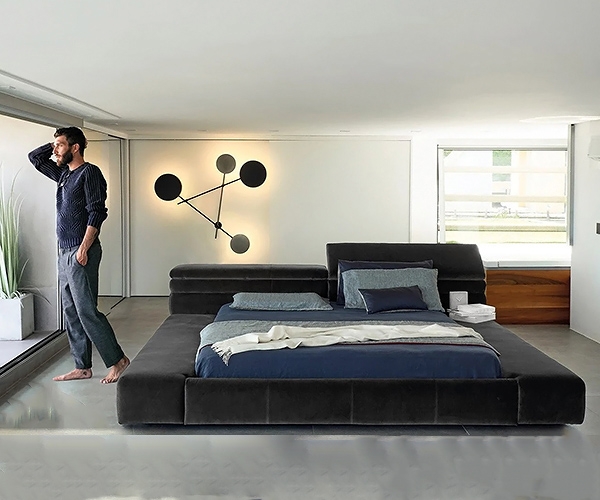 Mayfair Dream, Arketipo.           .