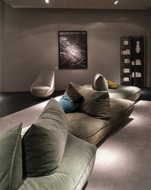  Night Fever. Arketipo, .     .      - , 