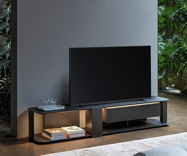 Sculptural, Bonaldo.     .