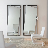  Hang Up.  Bonaldo, .         .  