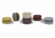 Macaron.  Calia, .         .  