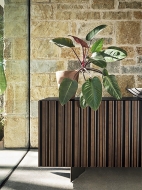  Stripes.  - Calligaris, .       .    