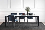  Annie.  - Calligaris, .    .     ,