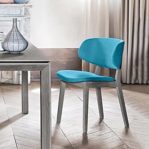 Claire, Calligaris.            .
