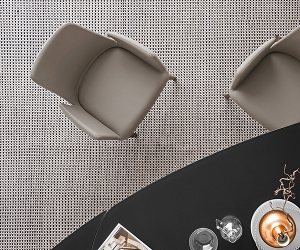 Conrad, Calligaris.       100% ,   .