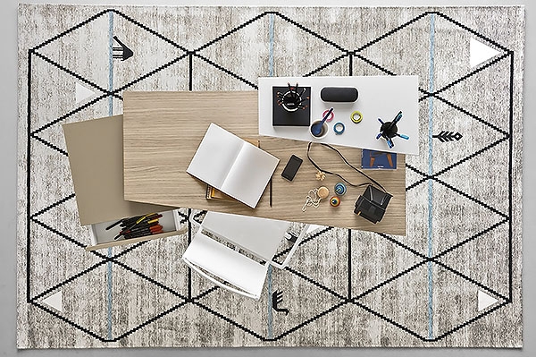  Gava.  - Calligaris, .    .    ,   