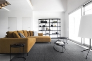           ,  Hangar.  - Calligaris,