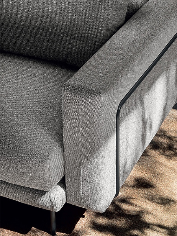  Rod.  - Calligaris, .    .    , , 