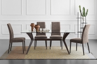  Tokyo.  - Calligaris, .        ,  .  