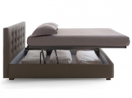  Calvin. Le Comfort, .             .  