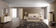    ,  Ambra.  Camelgroup, .       -  , 