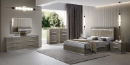  Kroma.  Camelgroup, .   .      - , 
