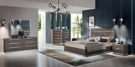  Kroma.  Camelgroup, .   .      - , 