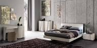   ,  Luna.  Camelgroup, .       -  , 