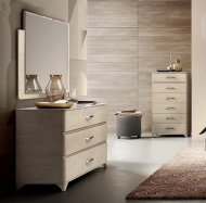     ,  Maia.  Camelgroup, .       -  