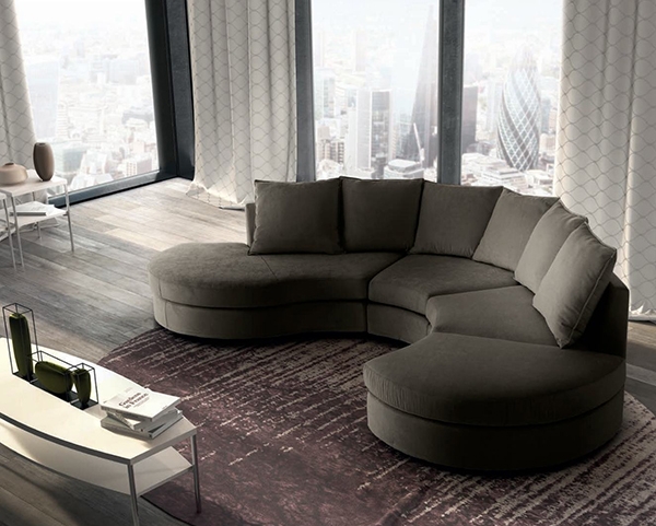  New York.  Camelgroup, .    .     - , 
