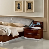  Onda.  Camelgroup, .    .   , , 