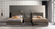 Platinum.  Camelgroup, .       .   