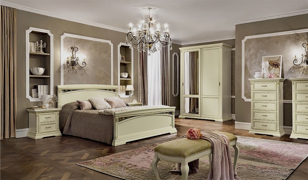  Treviso, Camelgroup.       .