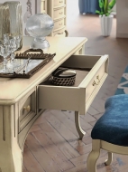  Vedri.  Camelgroup, .    .       -  