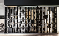  Hong Kong.  Cantori, .   .      -  