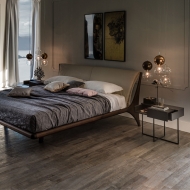  Dante.  Cattelan, .    .      - , 