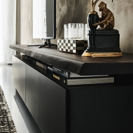  Seneca.  Cattelan, .     .    - , , 