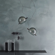  Cody.  Cattelan, .        LED .   