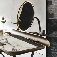  Cocoon Trousse .  Cattelan, .     .    
