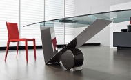  Valentinox.  Cattelan, .          .  