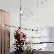  Bloom.  Cattelan, .        ,  .   