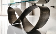  Butterfly.  Cattelan, .          .  