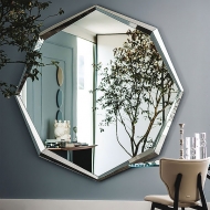  Emerald.  Cattelan, .      ,  .  