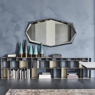  Emerald.  Cattelan, .      ,  .  