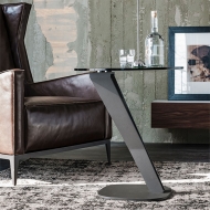  Falco.  Cattelan, .      .    - , 