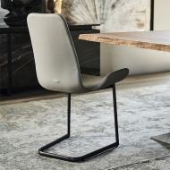  Flamingo.  Cattelan, .    .      - 