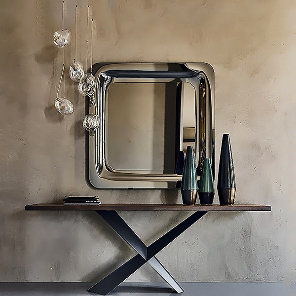  Glenn, Cattelan.         .