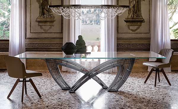  Hystrix.  Cattelan, .       .     