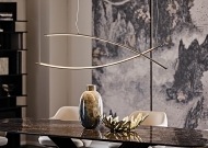  Katana.  Cattelan, .      LED ,    . 