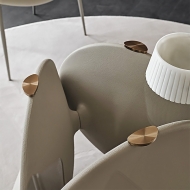  Maxim.  Cattelan, .       .    