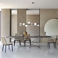  Planeta.  Cattelan, .   ,         , 