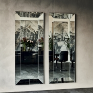  Regal.  Cattelan, .        ,  . 