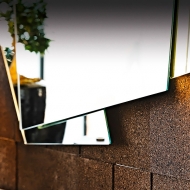  Risiko.  Cattelan, .      LED .   , 