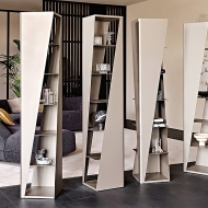  Rocket.  Cattelan, .   .     , 