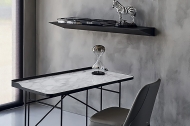  Sablier.  Cattelan, .    .     - ,