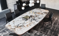  Skorpio. Cattelan, .         .     